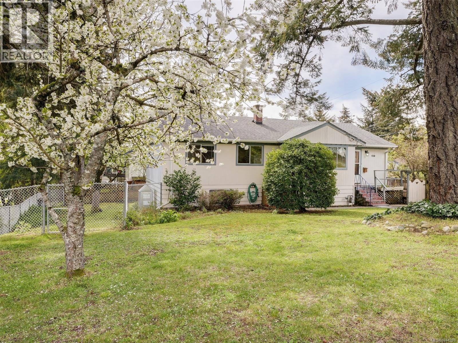 361 Cotlow Rd Property Photo 24