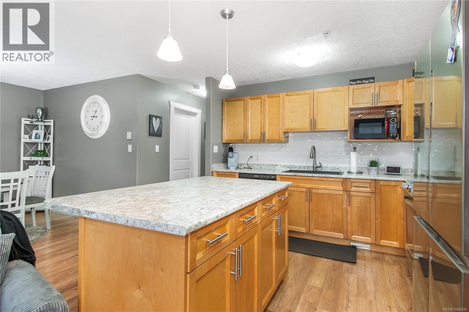 109 701 Hilchey Rd Property Photo 11