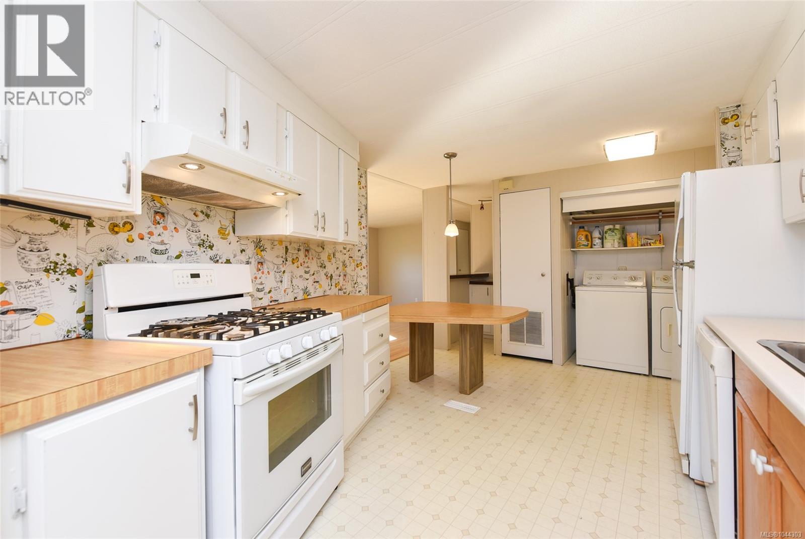 4 1451 Perkins Rd Property Photo 6