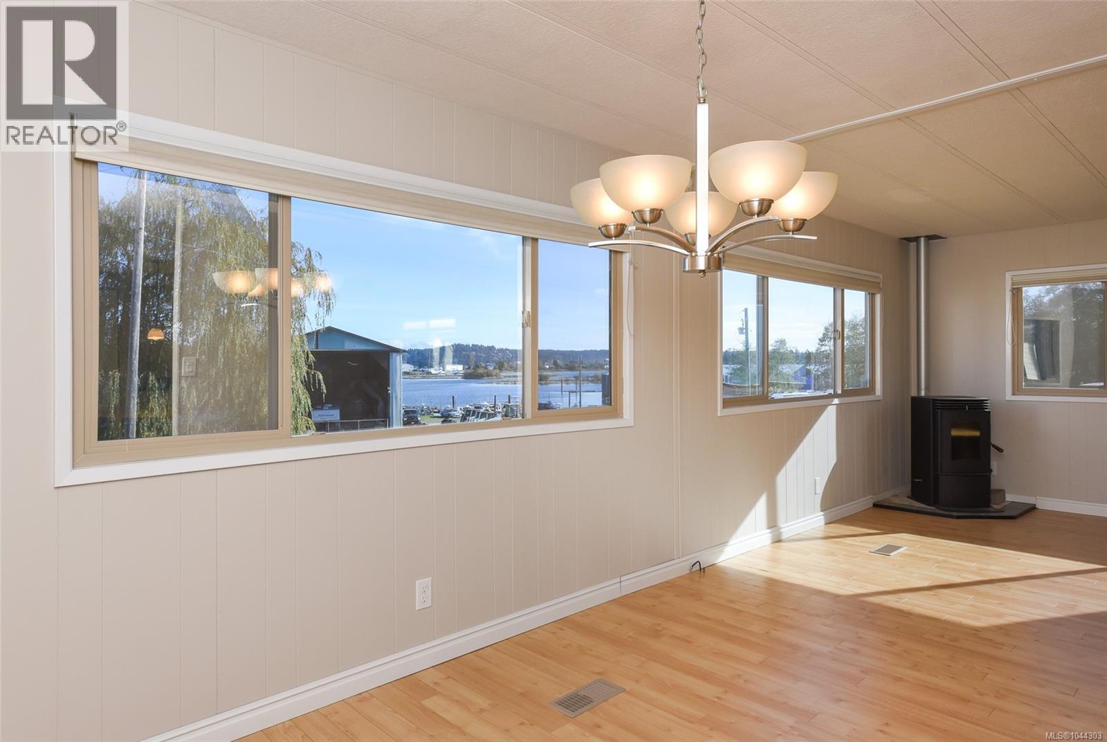 4 1451 Perkins Rd Property Photo 15
