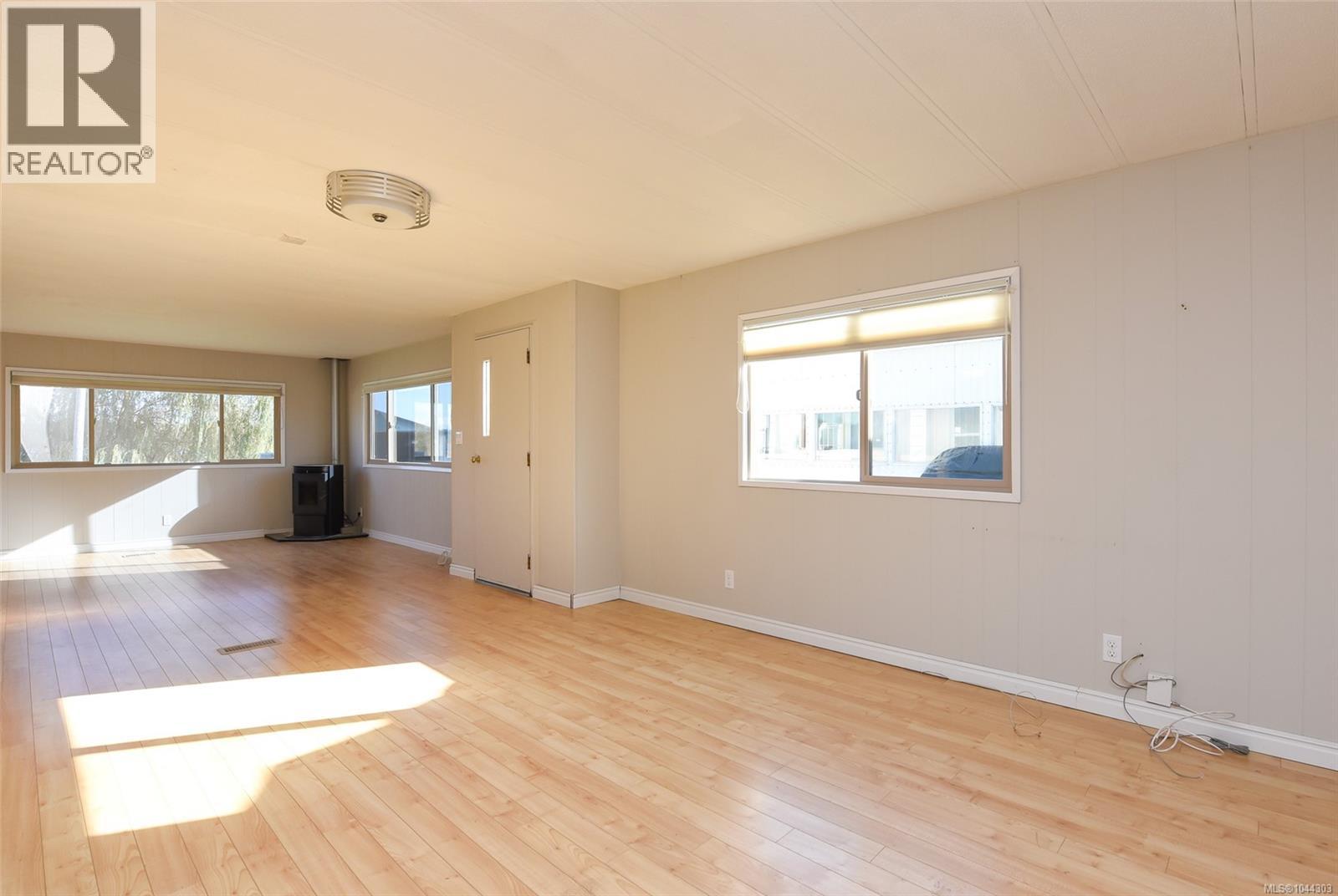 4 1451 Perkins Rd Property Photo 18