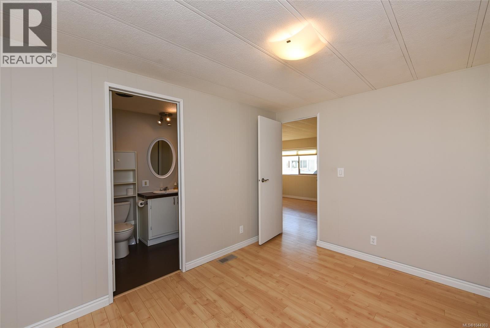 4 1451 Perkins Rd Property Photo 20