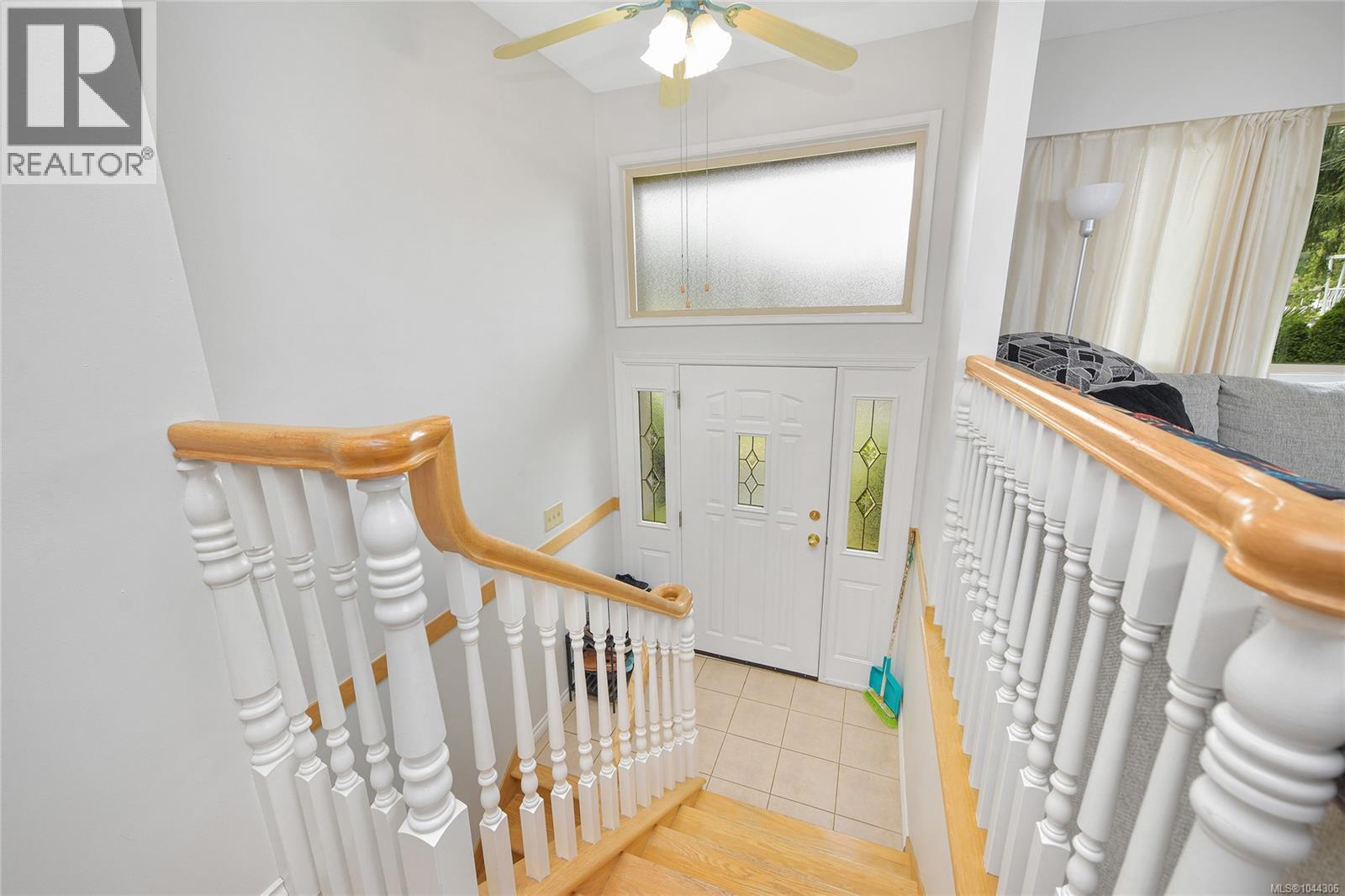 3058 Carola Pl Property Photo 3