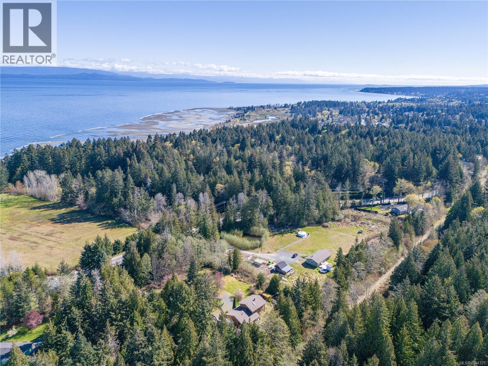 4080 Island Hwy Property Photo 3