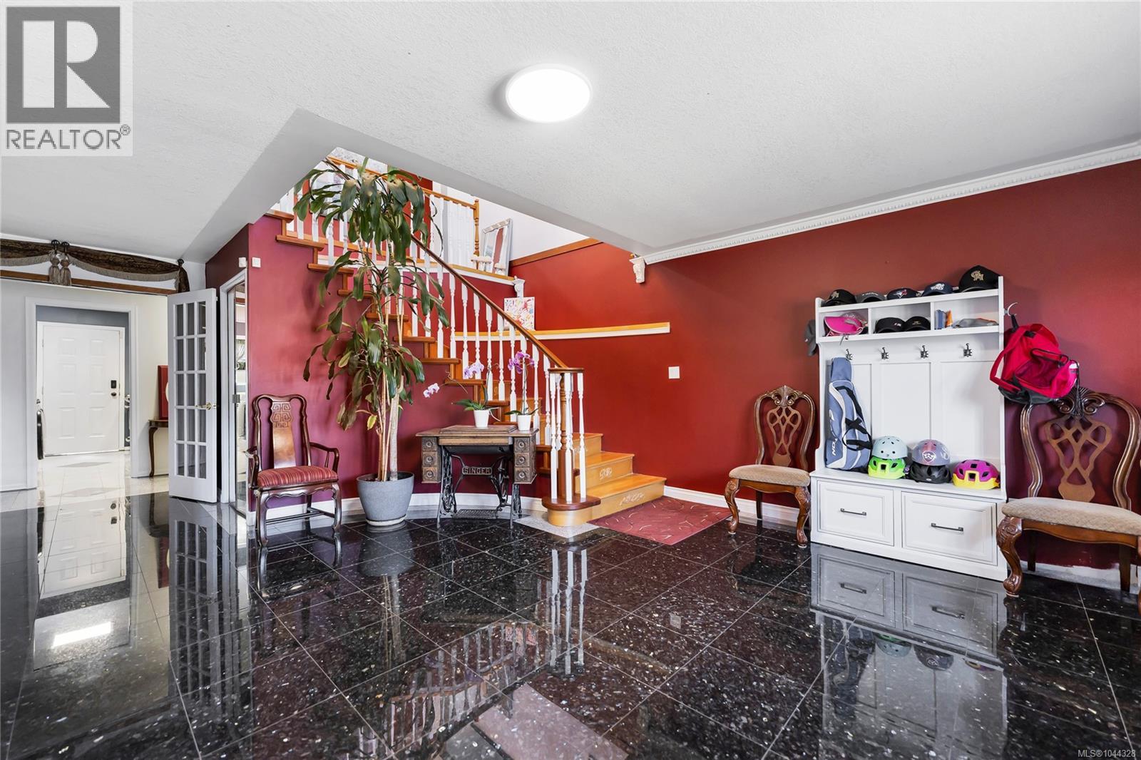 1833 Knutsford Pl Property Photo 5