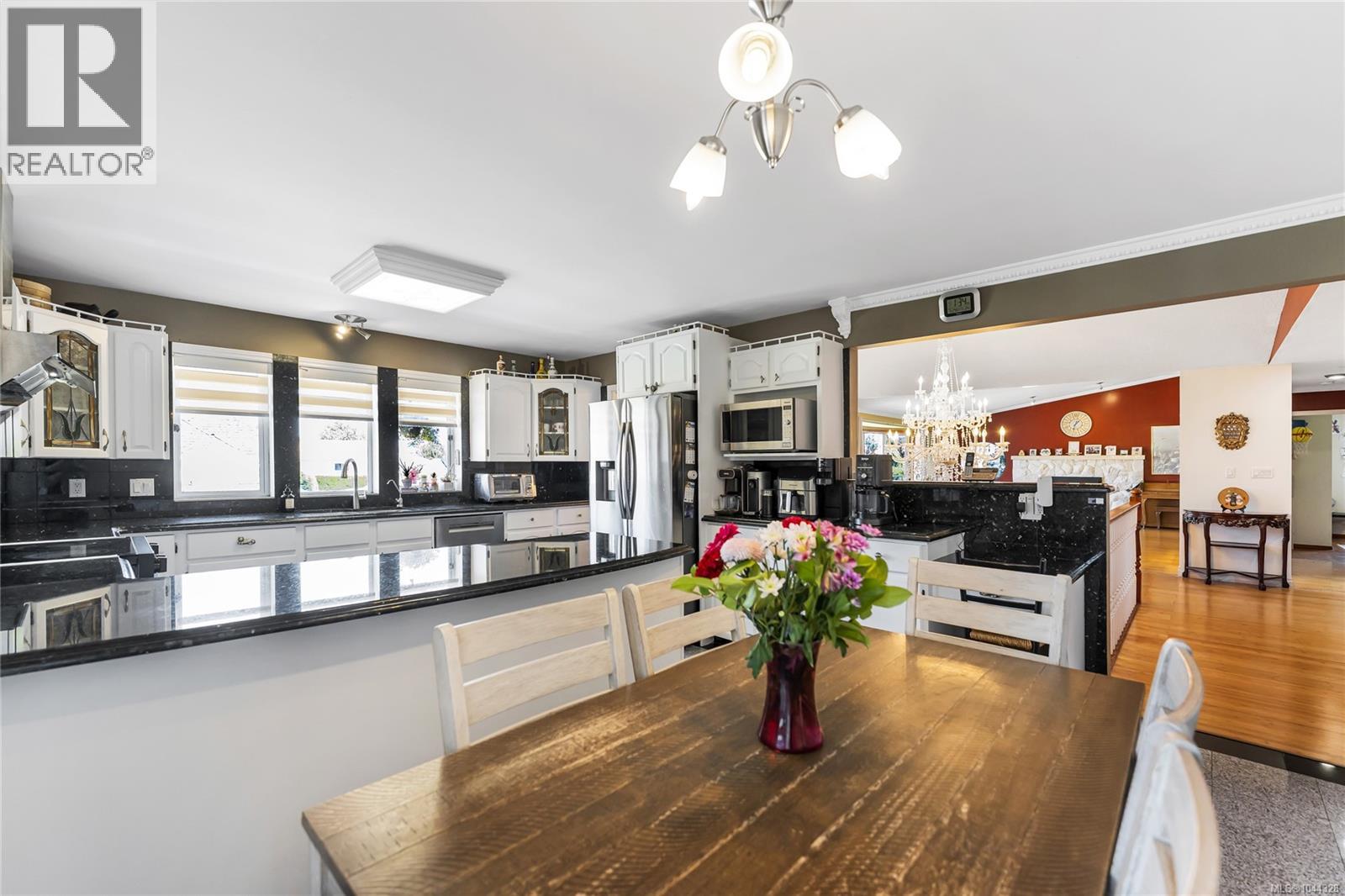 1833 Knutsford Pl Property Photo 16