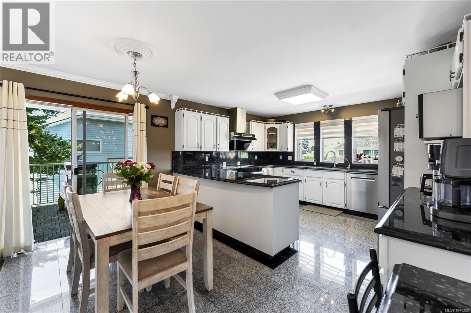 1833 Knutsford Pl Property Photo 17