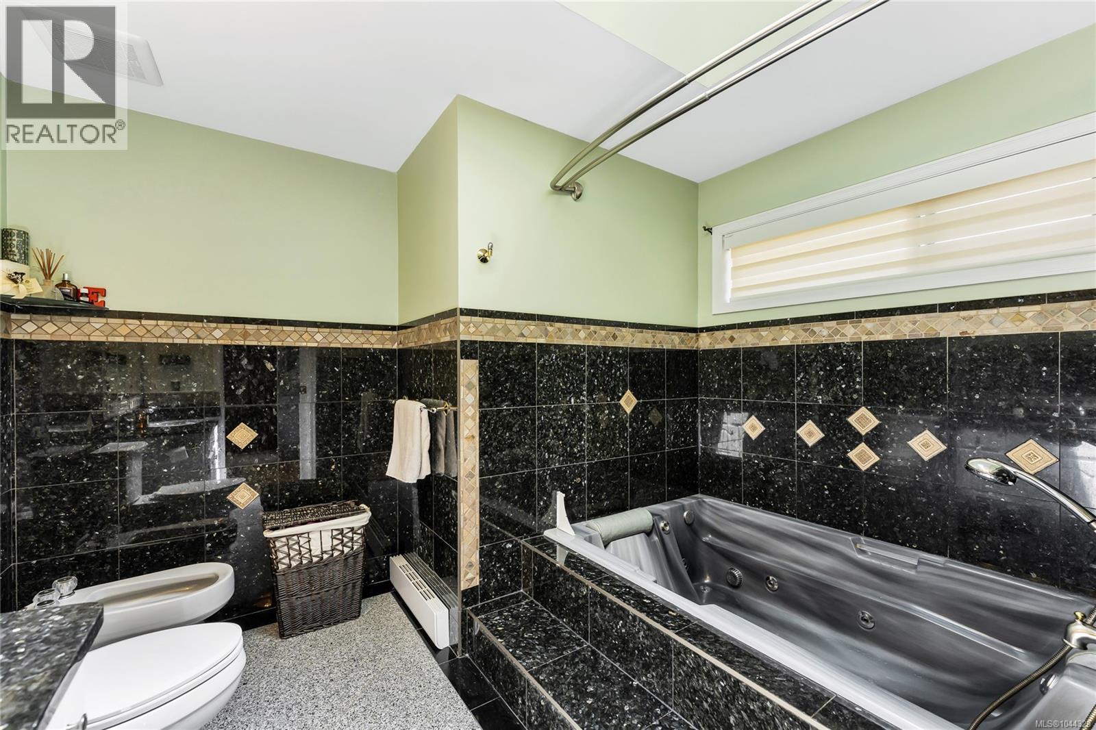 1833 Knutsford Pl Property Photo 27