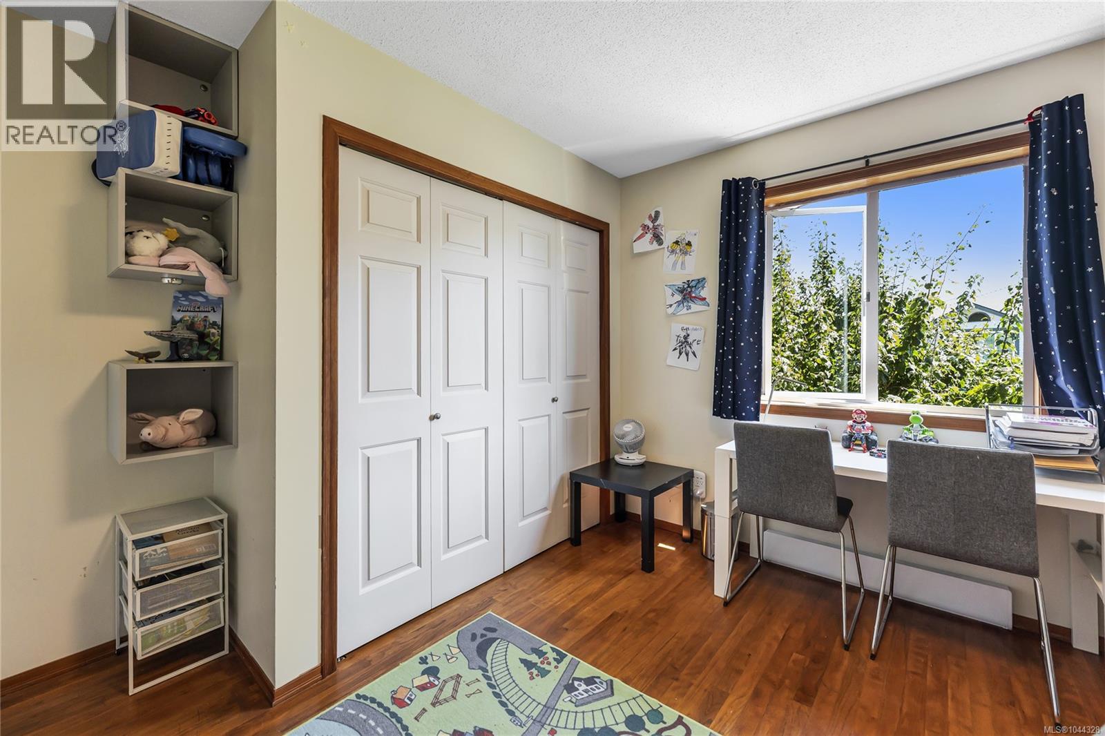 1833 Knutsford Pl Property Photo 32