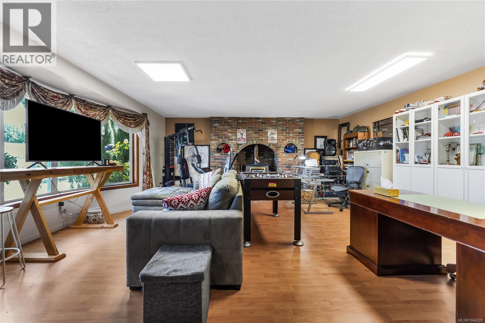 1833 Knutsford Pl Property Photo 37