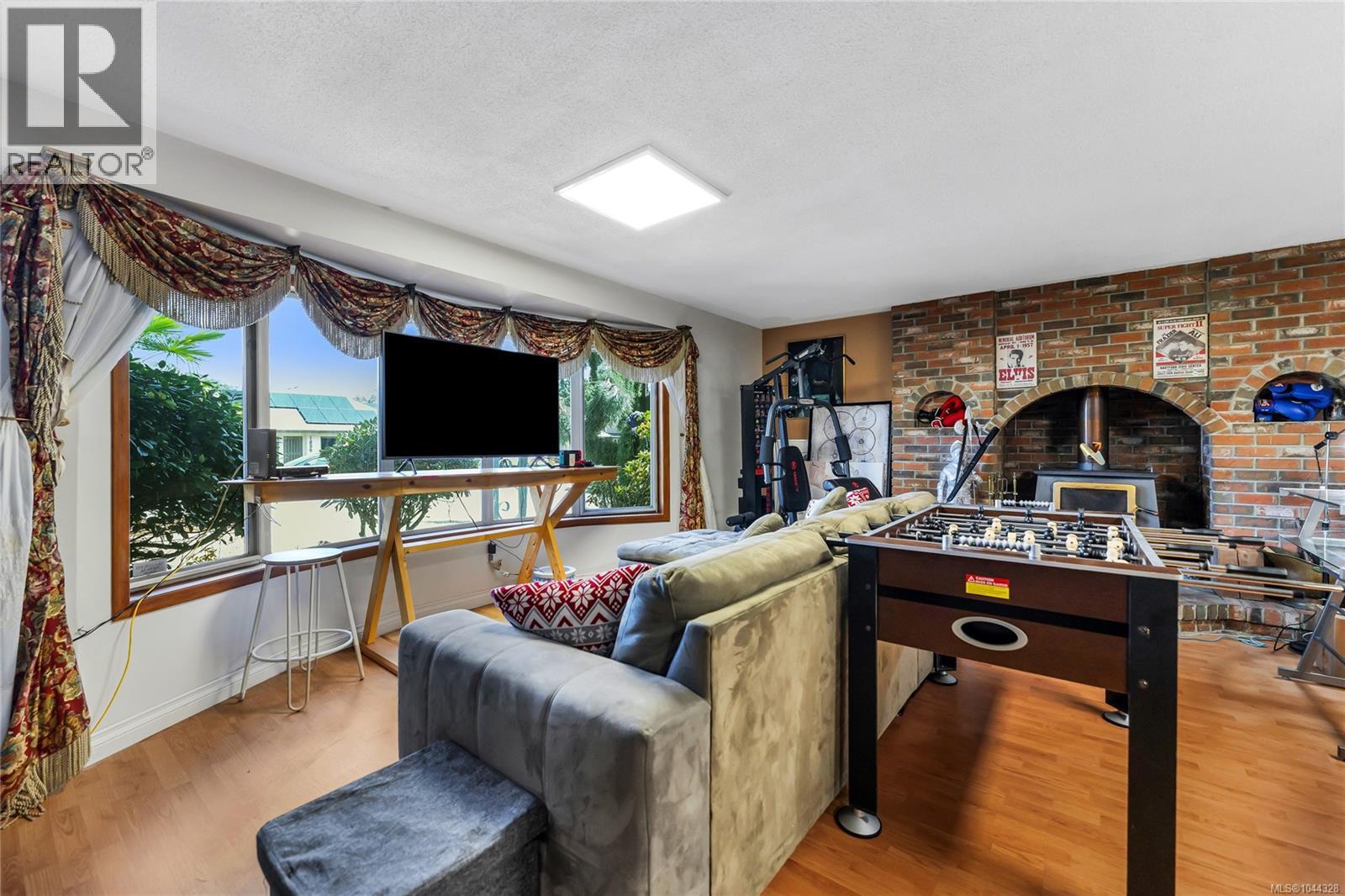 1833 Knutsford Pl Property Photo 38