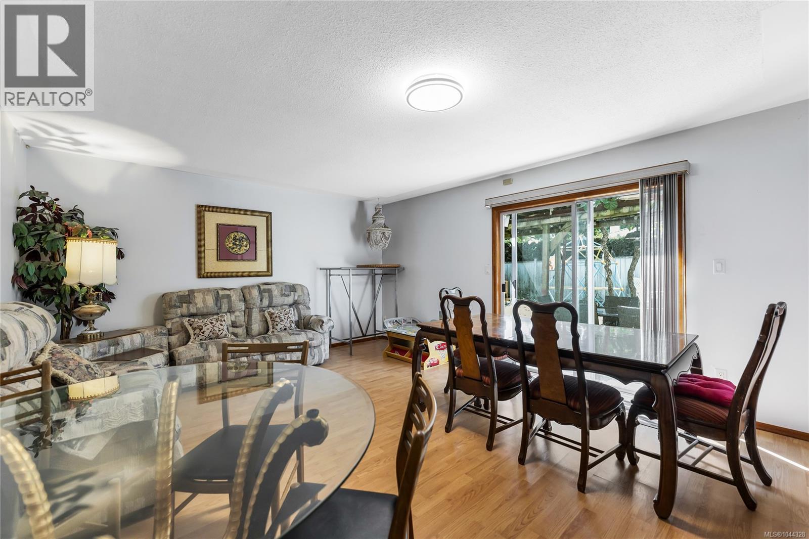 1833 Knutsford Pl Property Photo 43