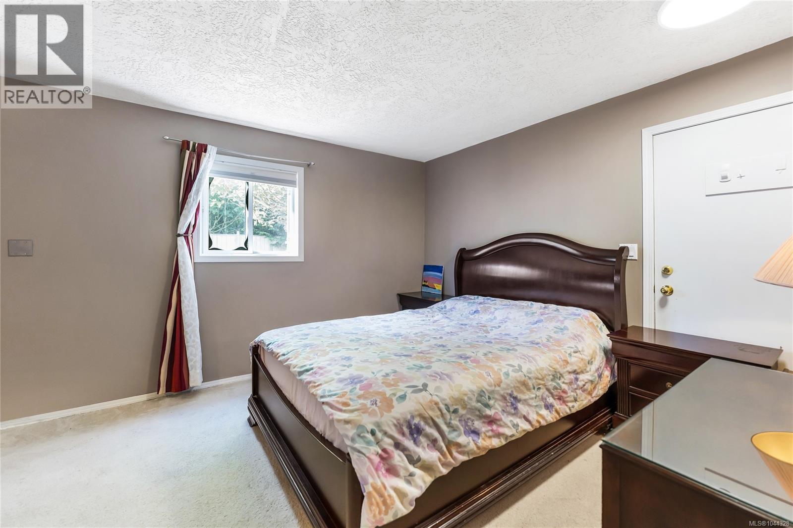 1833 Knutsford Pl Property Photo 46