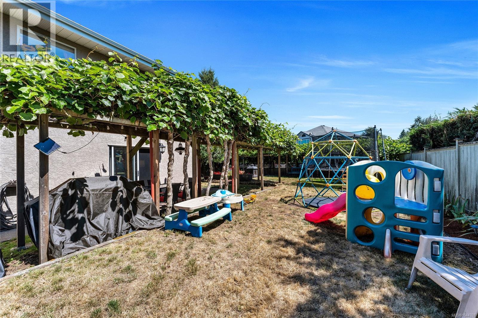 1833 Knutsford Pl Property Photo 79