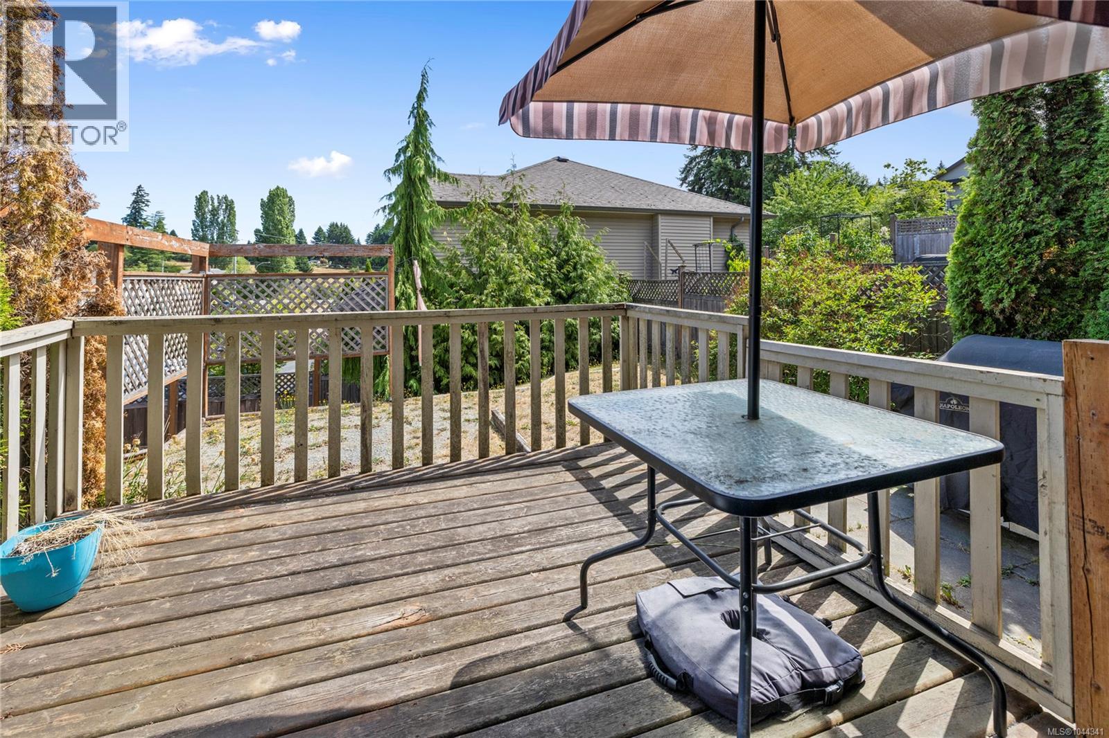 429 Alpen Way Property Photo 8