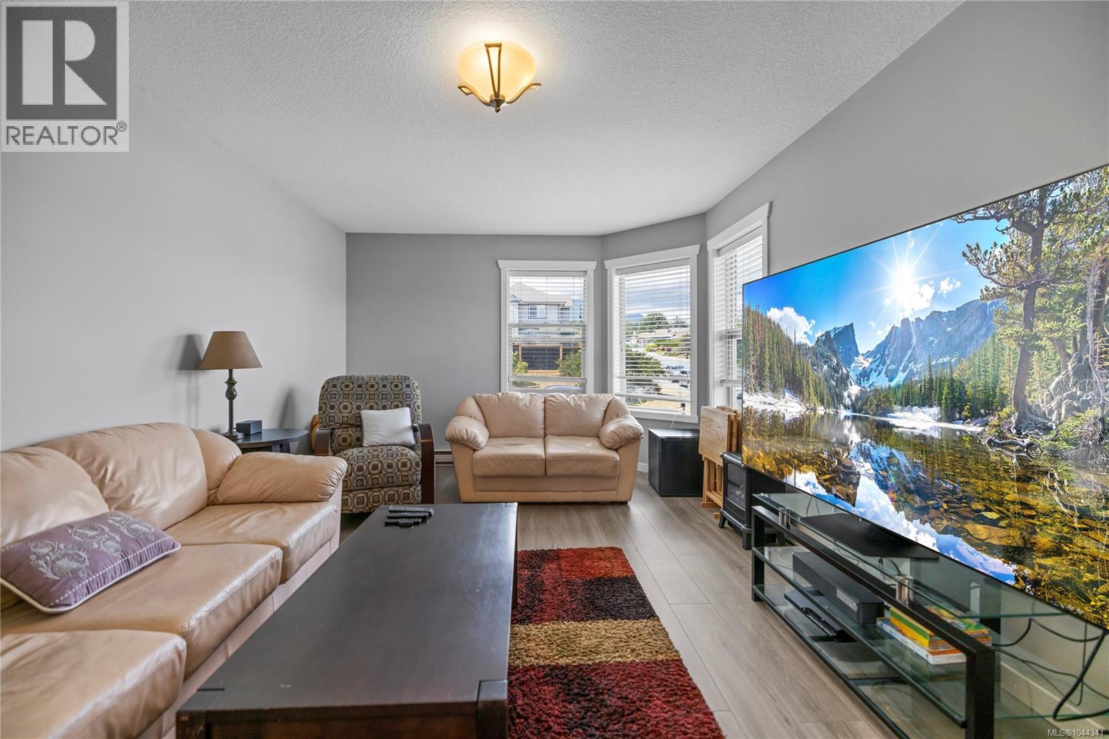 429 Alpen Way Property Photo 10