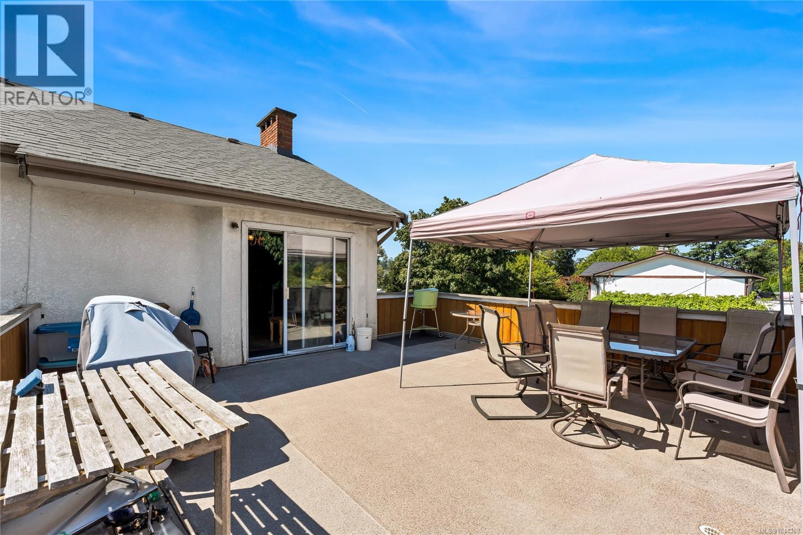 4479 Majestic Dr Property Photo 14