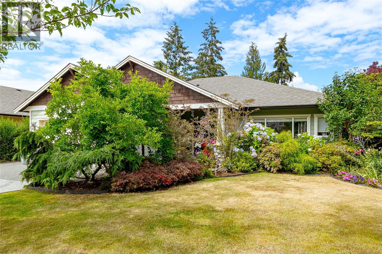 1617 Simon Pl Property Photo 3