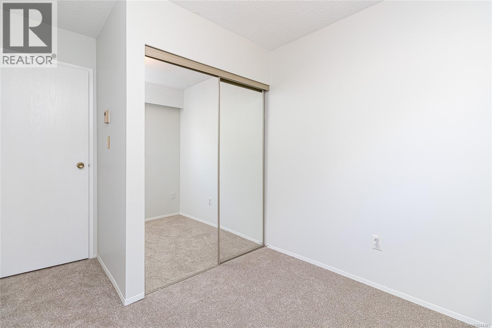 112 2860 Sooke Lake Rd Property Photo 15