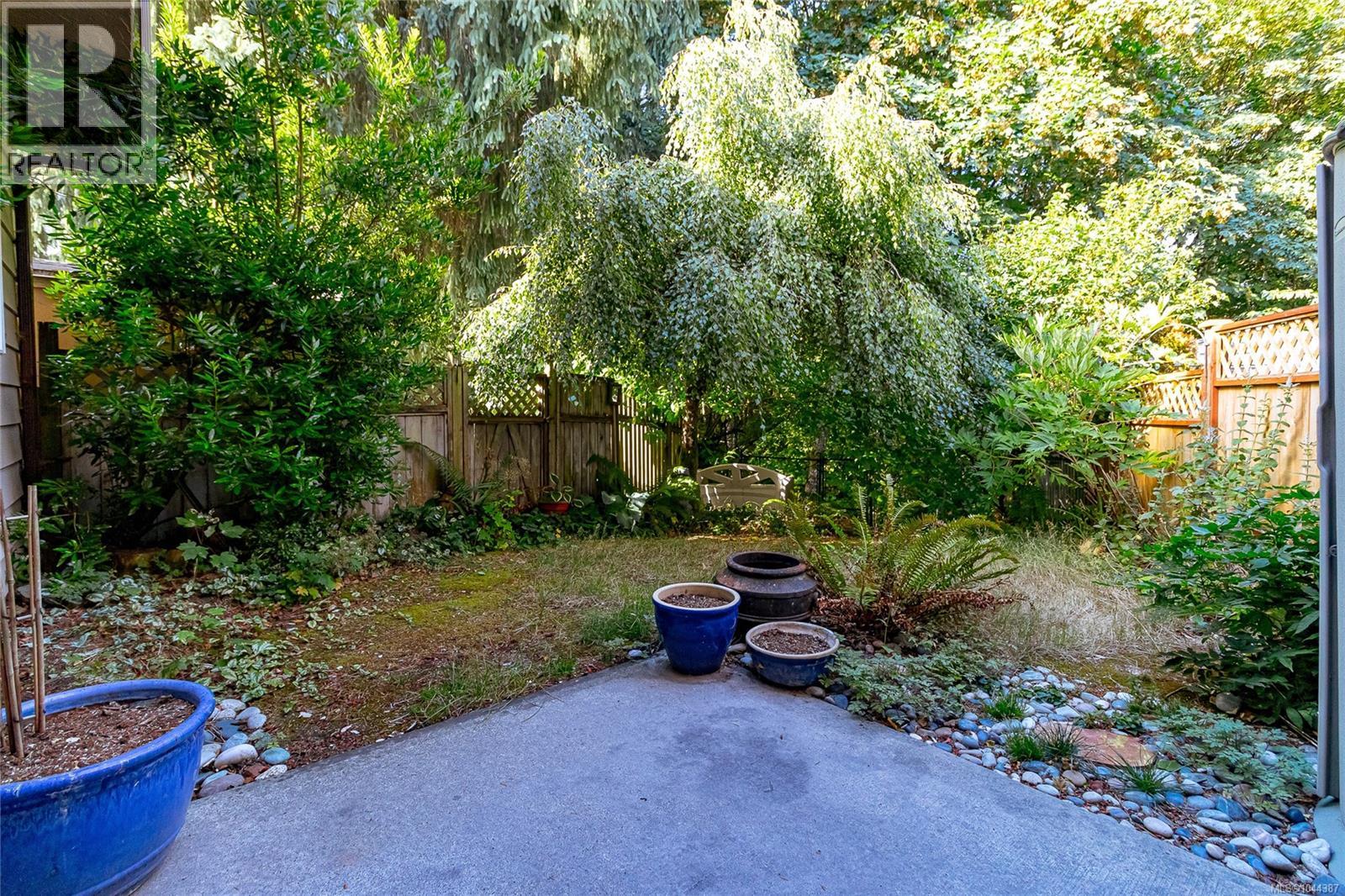 112 2860 Sooke Lake Rd Property Photo 17