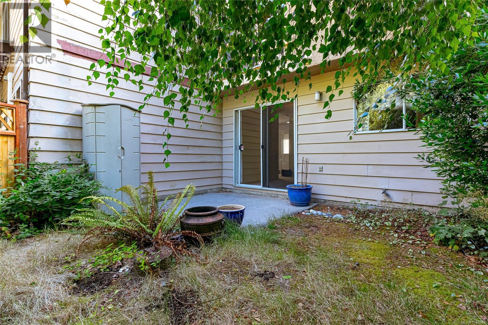 112 2860 Sooke Lake Rd Property Photo 18