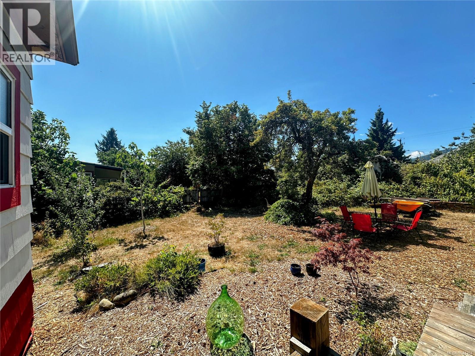 37 Strickland St Property Photo 24
