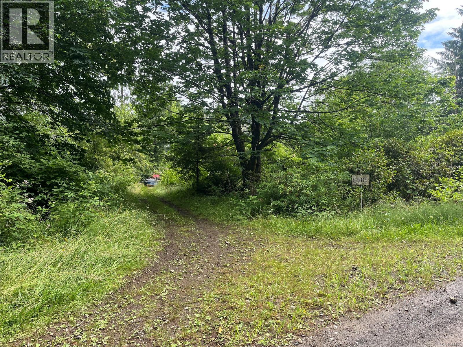E-575 Quatsino Rd Property Photo 7