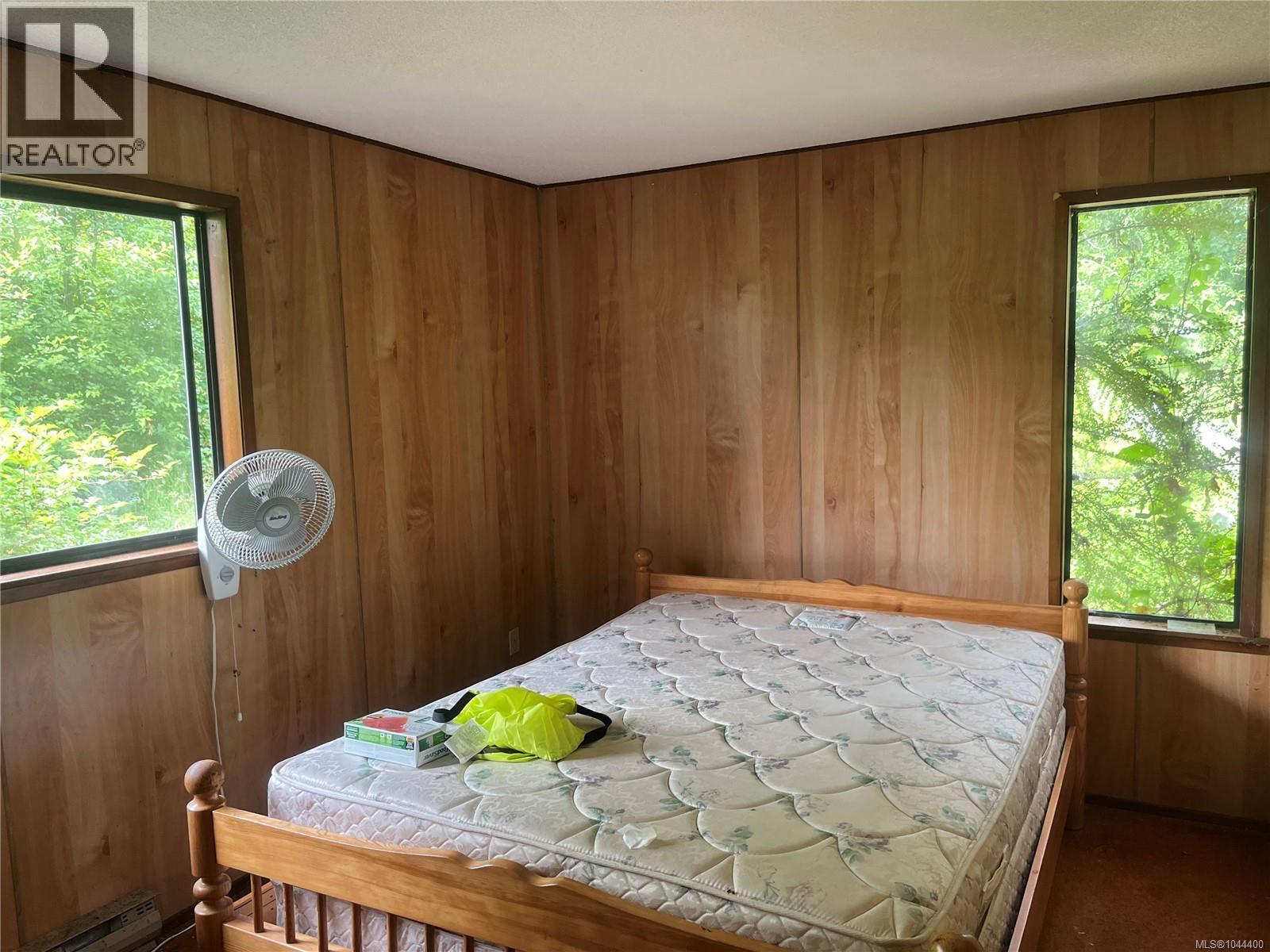 E-575 Quatsino Rd Property Photo 14