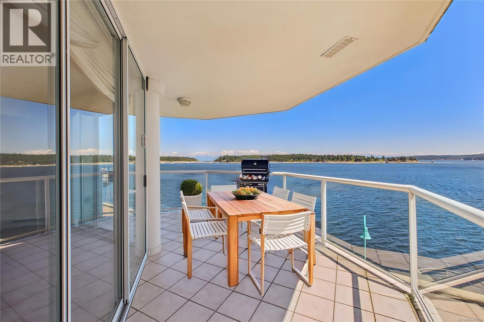 311 150 Promenade Dr