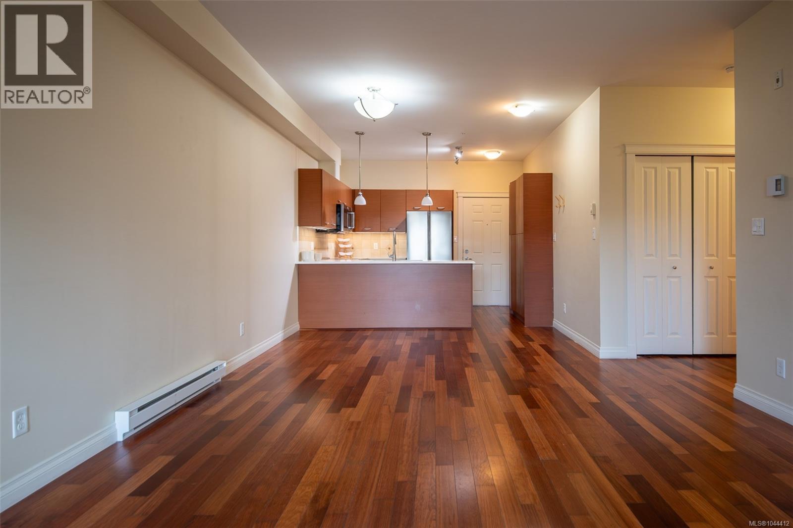 202 2380 Brethour Ave Property Photo 18