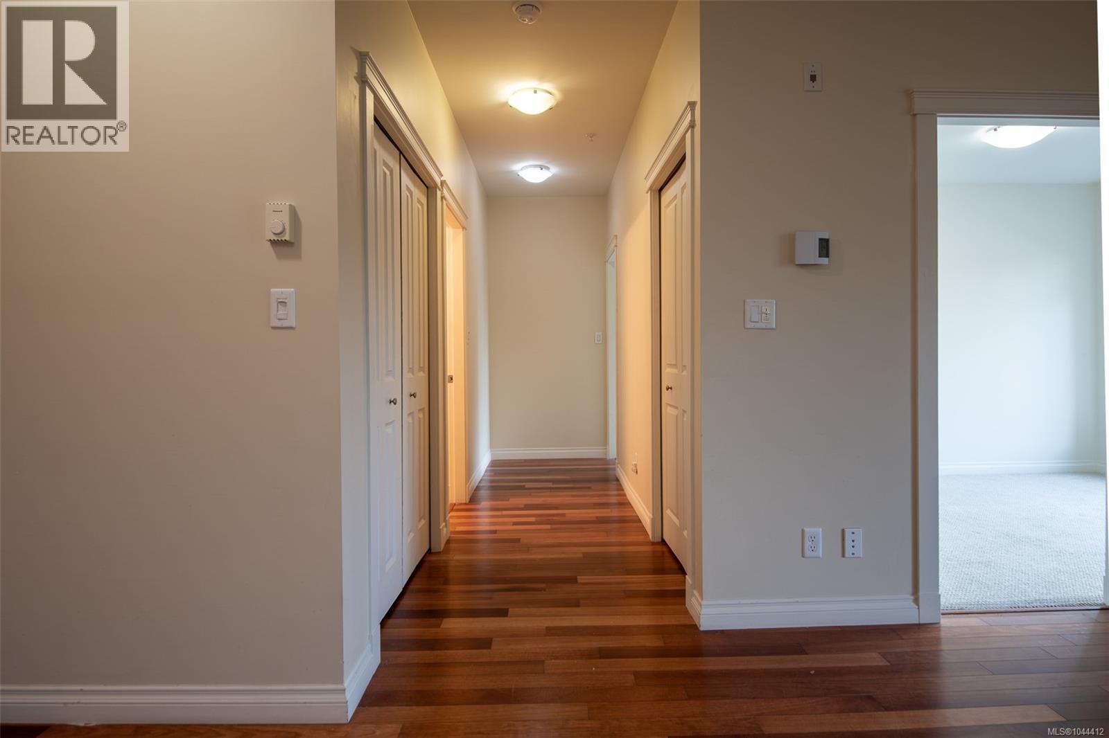 202 2380 Brethour Ave Property Photo 23