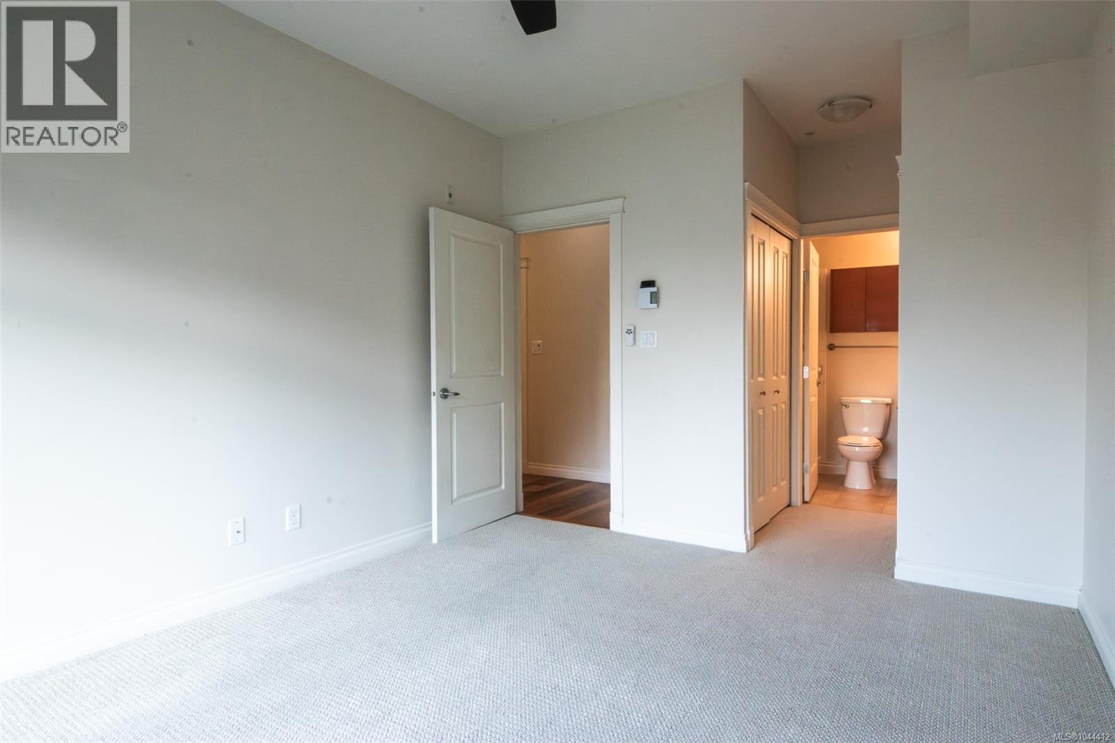 202 2380 Brethour Ave Property Photo 27