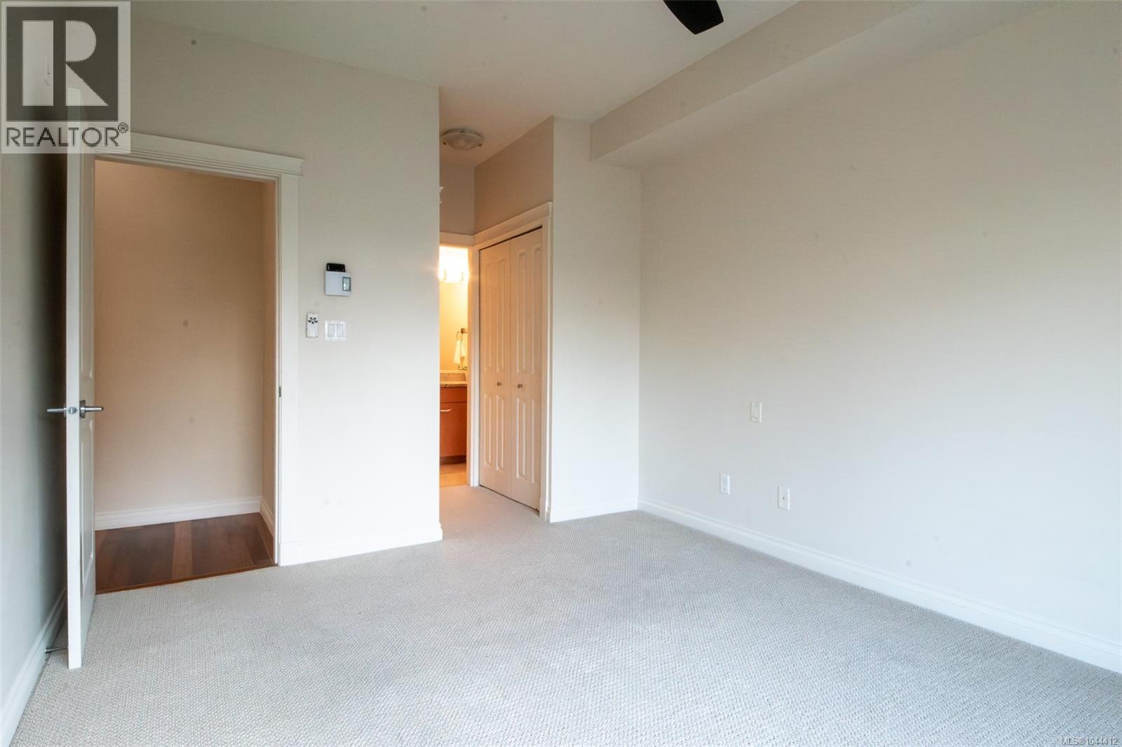 202 2380 Brethour Ave Property Photo 28