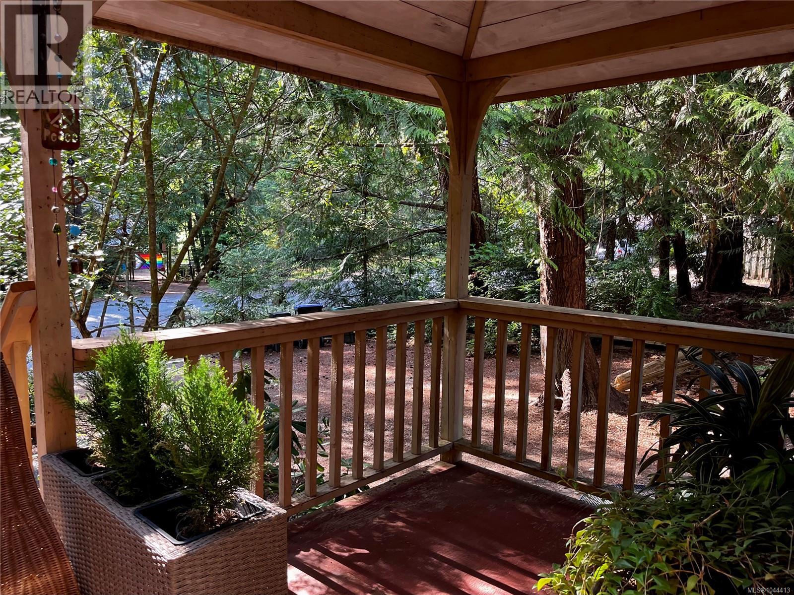 387 Lyngail Pl Property Photo 33