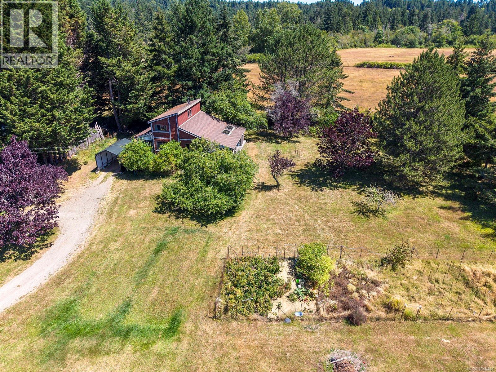 2570 Piercy Rd Property Photo 1