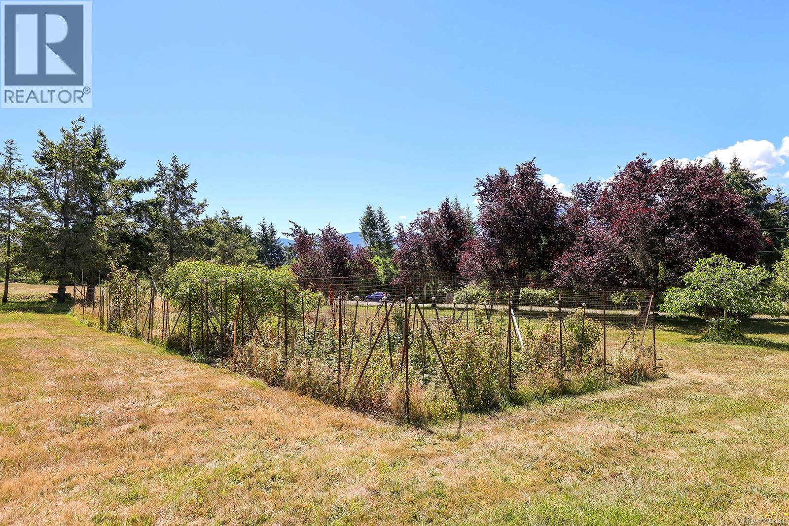 2570 Piercy Rd Property Photo 18