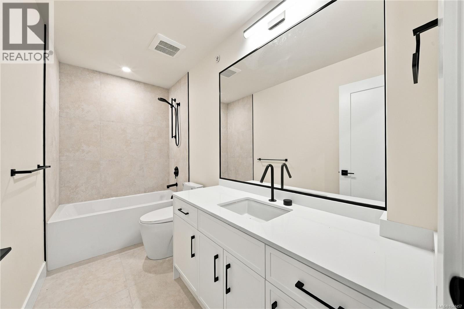 817 Blackbird Pl Property Photo 34