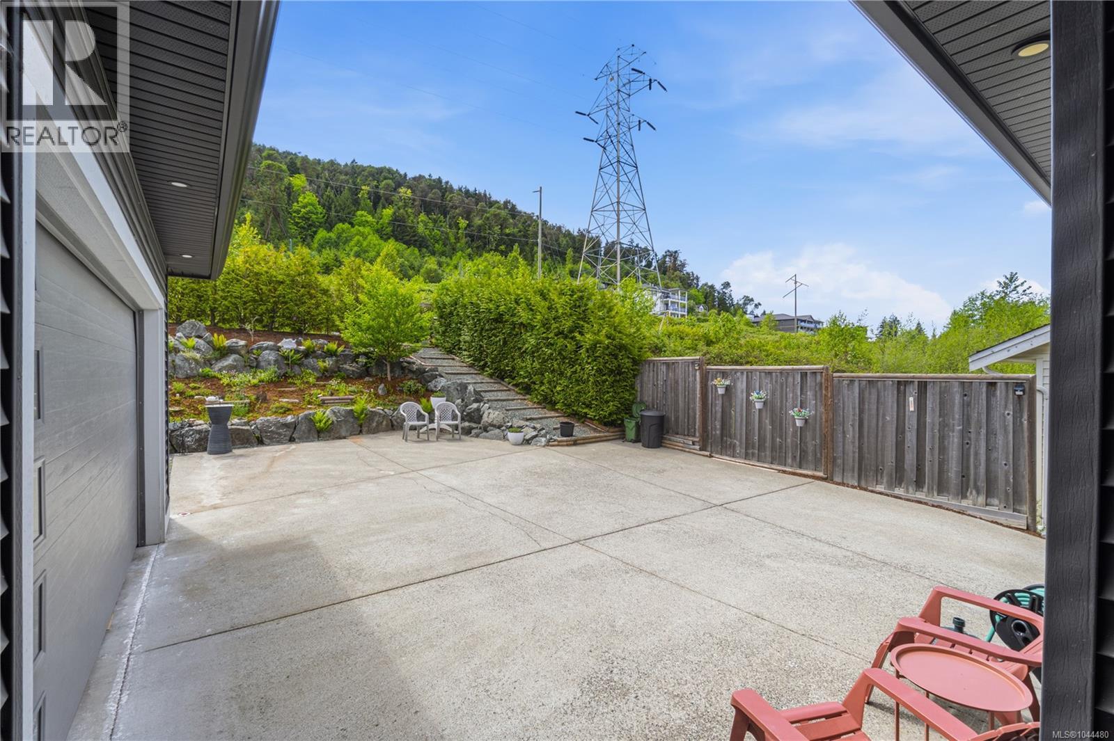456 Battie Dr Property Photo 11