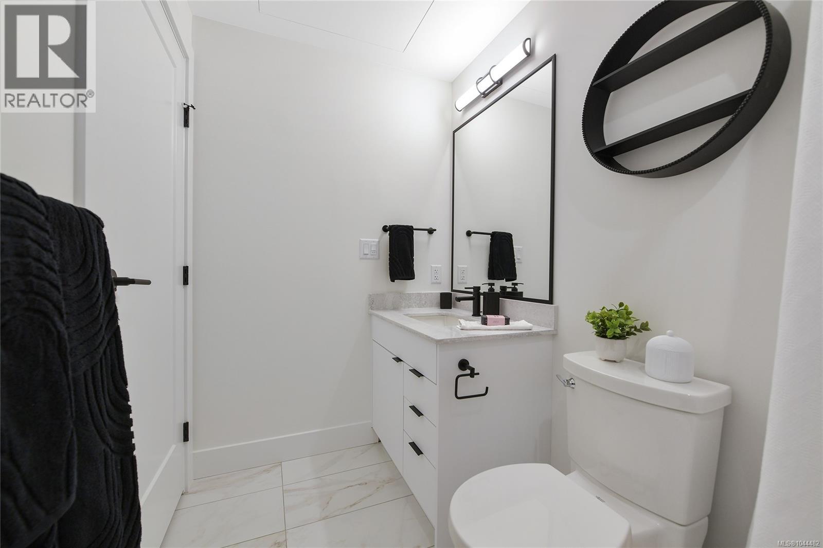 306 1114 Samar Cres Property Photo 16