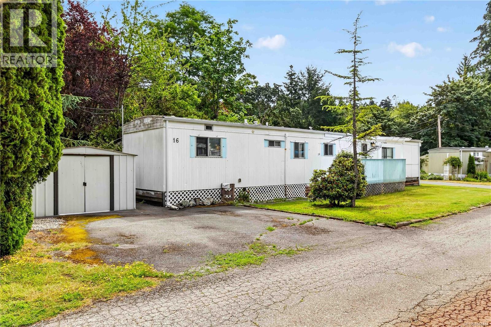 16 2607 Selwyn Rd