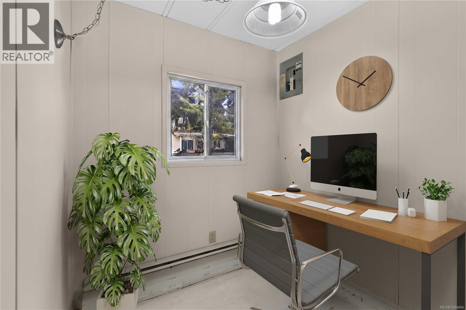 16 2607 Selwyn Rd Property Photo 16