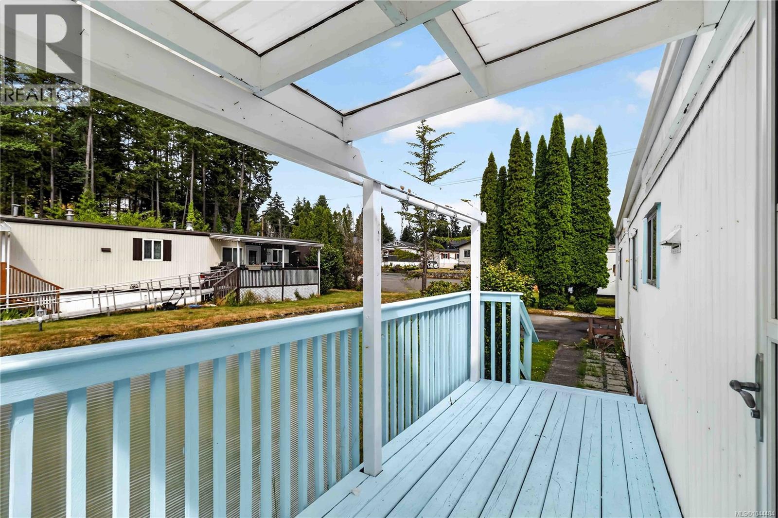 16 2607 Selwyn Rd Property Photo 30