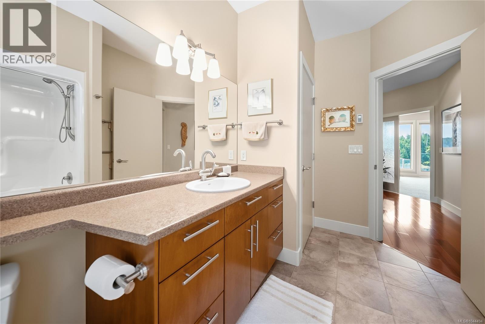1157 West Rd Property Photo 40