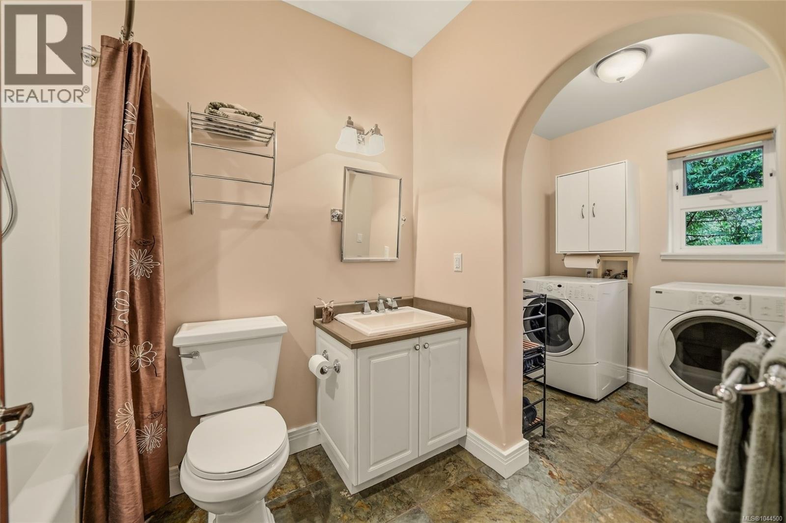 382 Dorset Rd Property Photo 32