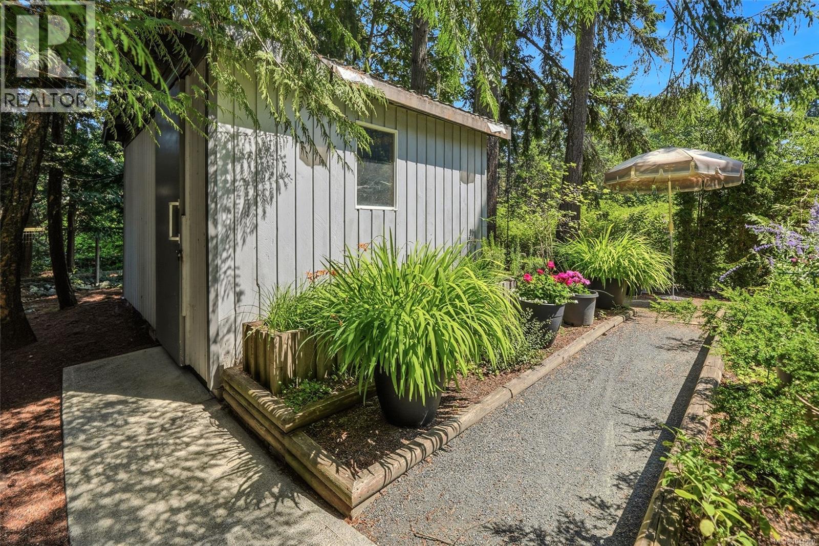 382 Dorset Rd Property Photo 40
