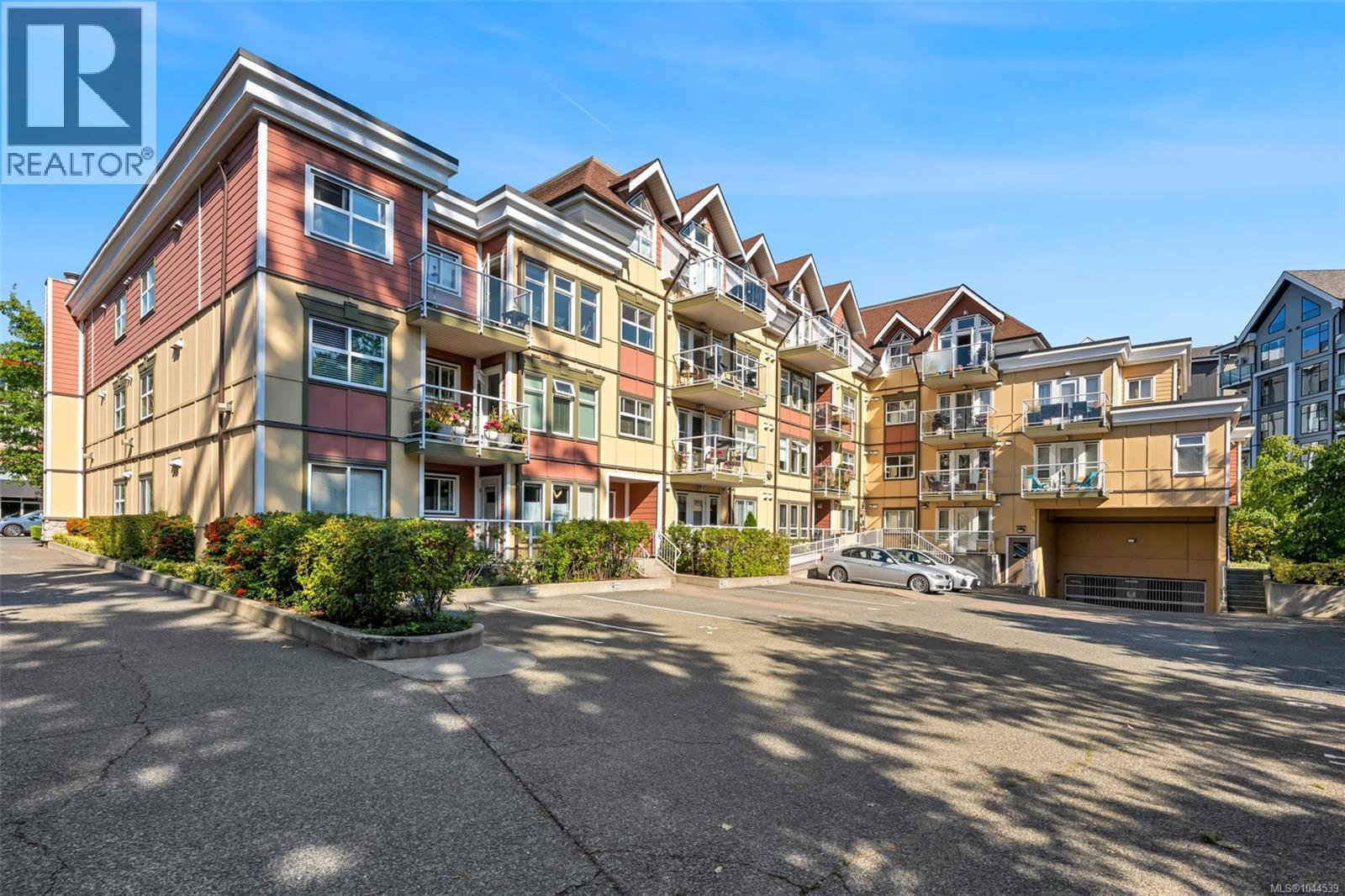 214 655 Goldstream Ave Property Photo 1