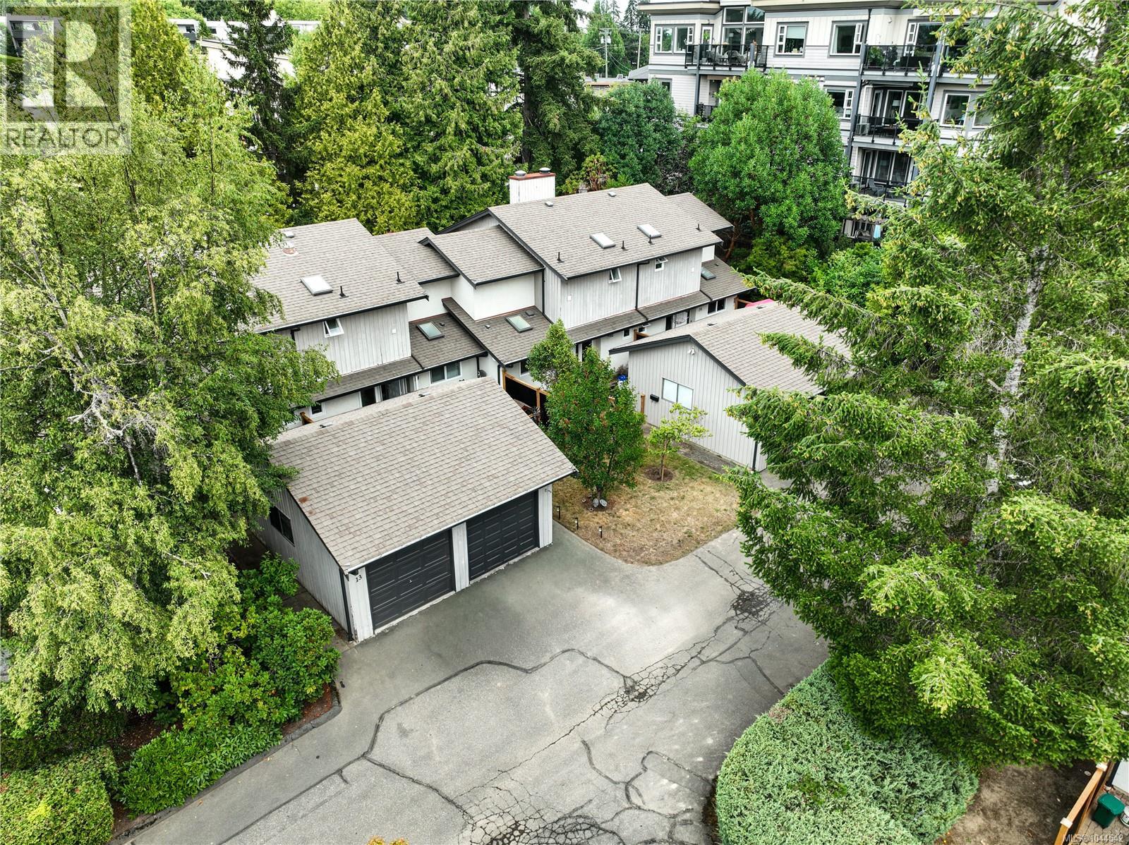 14 1184 Clarke Rd Property Photo 1