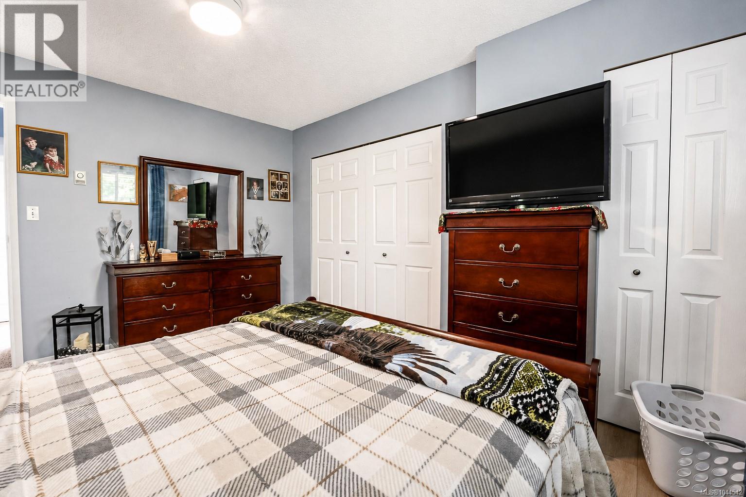 14 1184 Clarke Rd Property Photo 18