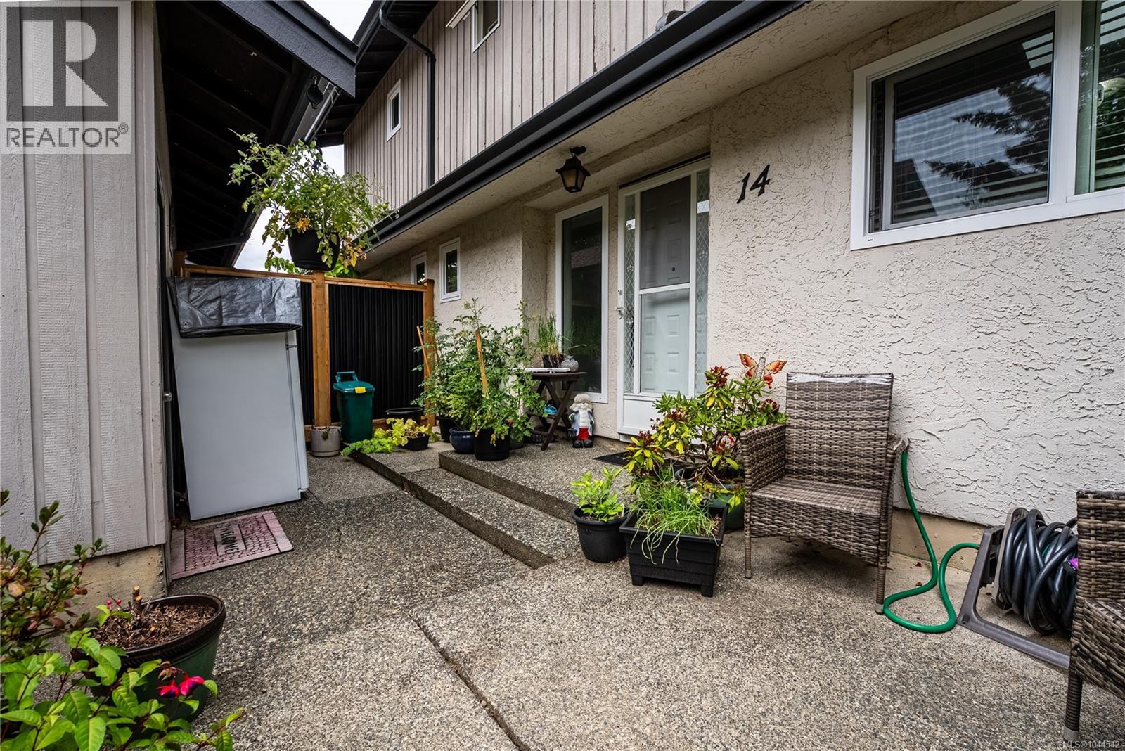 14 1184 Clarke Rd Property Photo 29