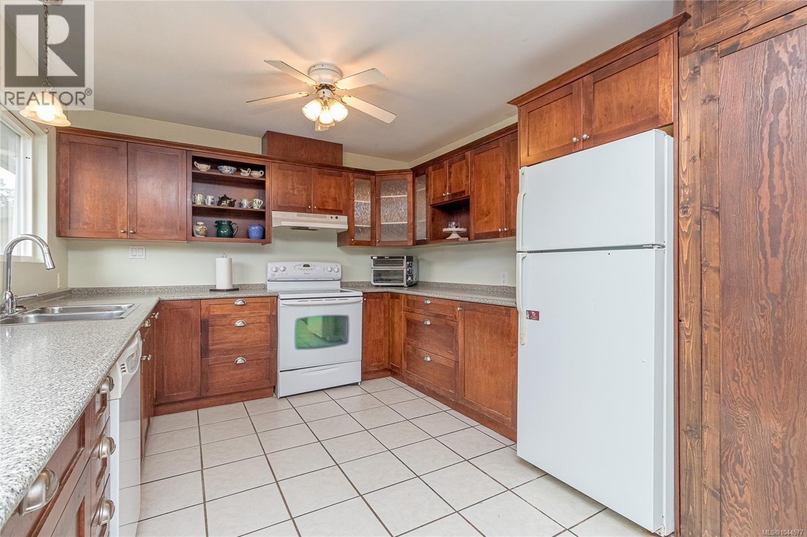 3030 Dogwood Rd Property Photo 17